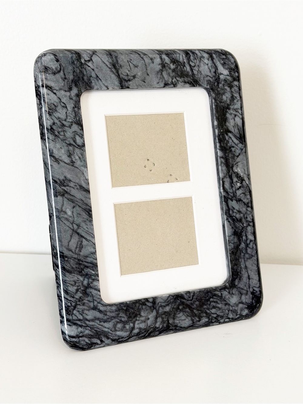 Modern Gray Marble Pattern Photo Frame White Mat Tabletop Picture Frame 4x6 5x7